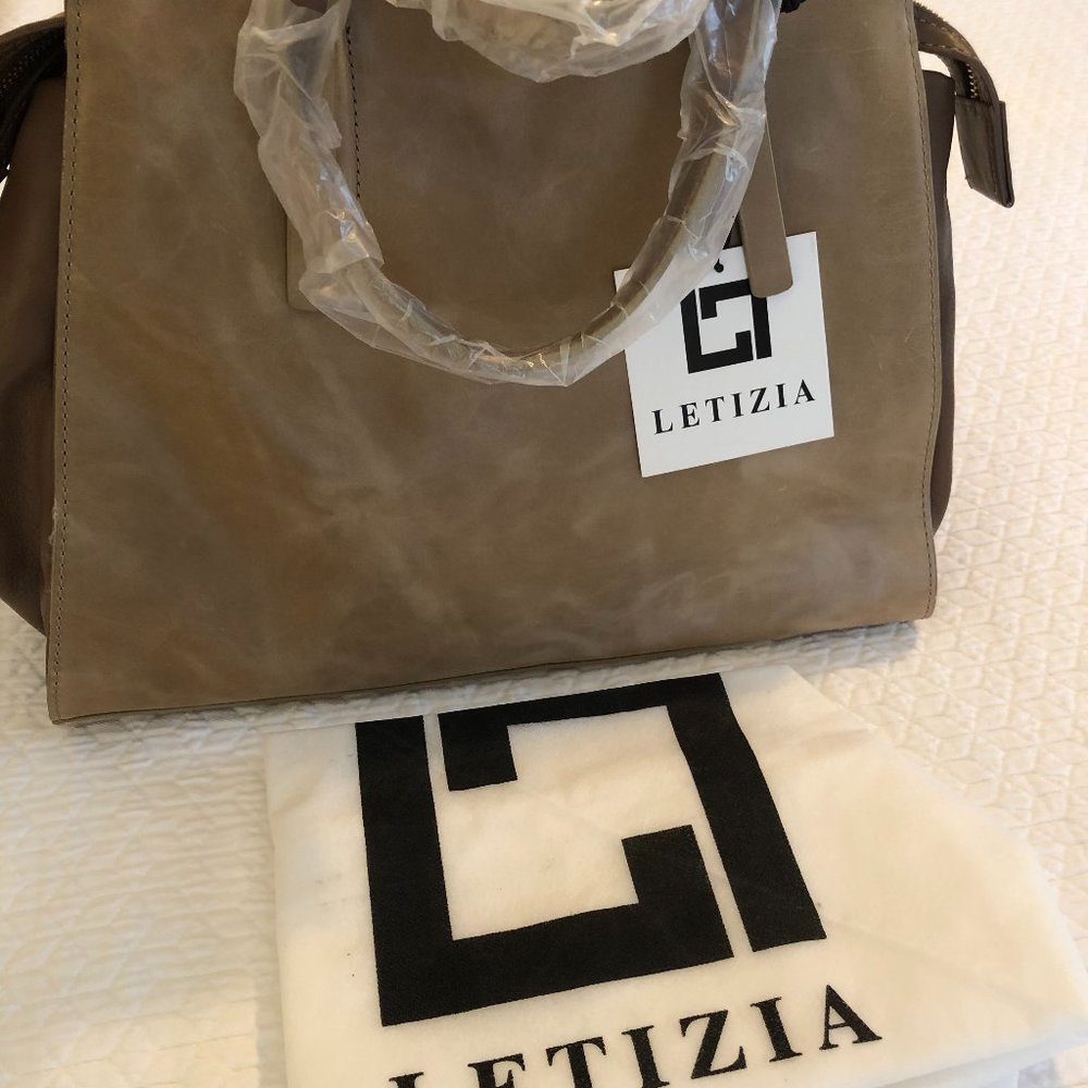 Letizia Taupe Leather Handbag w/Adjustable Handle
